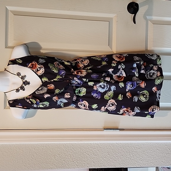 REBECCA TAYLOR Sleeveless Elasticized Waist V-Neck Silk Dress WITH POCKETS - Picture 1 of 16